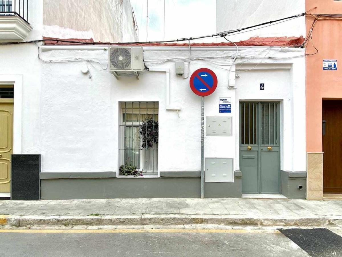 Monkeys Apartments Los Viajantes Siviglia Esterno foto